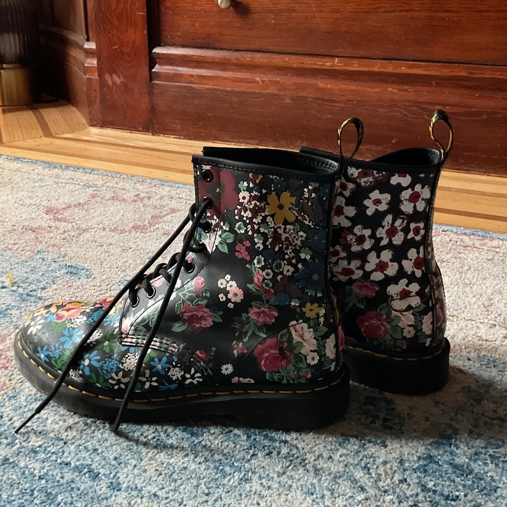 Dr Martens 1460 Boots Limited Edition Black Floral Pattern